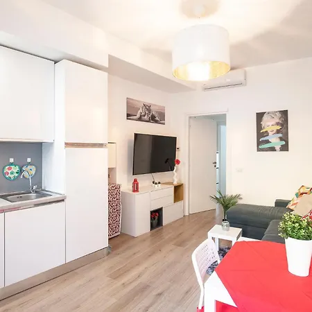 Easy Living 10 Min To Duomo Appartement Milan