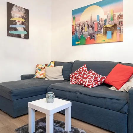 Easy Living 10 Min To Duomo Apartment