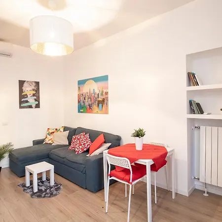 Easy Living 10 Min To Duomo Apartment